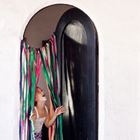 DIY-Surprise-Streamer-Door-for-Birthdaysthumb