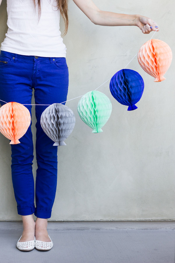 Diy honeycomb balloon garland3 600x899