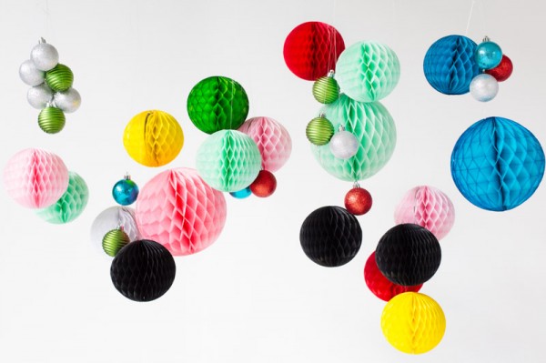 DIY Honeycomb Ornament Chandeliers4