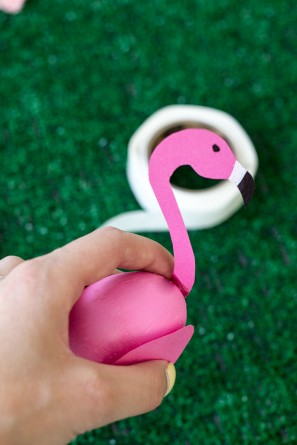 DIY Flamingo Easter Egg
