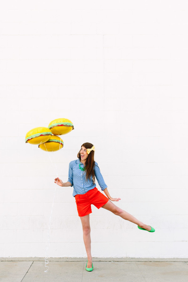 DIY Burger Balloons