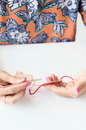 DIY Crochet Pizza Sweater | studiodiy.com