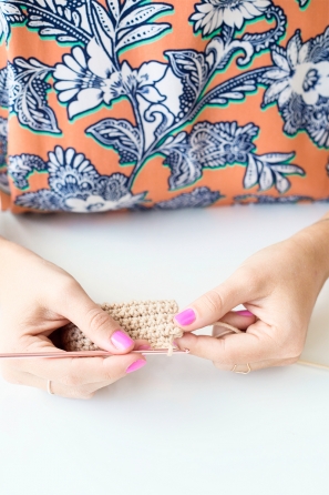 DIY Crochet Pizza Sweater | studiodiy.com
