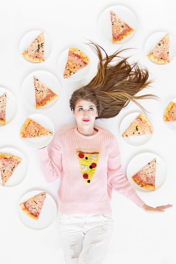 DIY Crochet Pizza Sweater | studiodiy.com