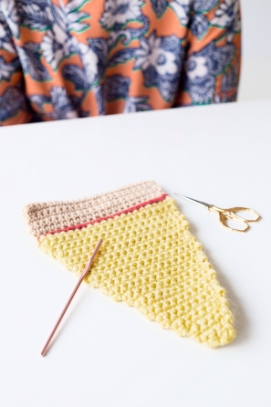 DIY Crochet Pizza Sweater | studiodiy.com